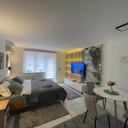 Apartman Afrodita Lux 1 Ni Dış mekan fotoğraf