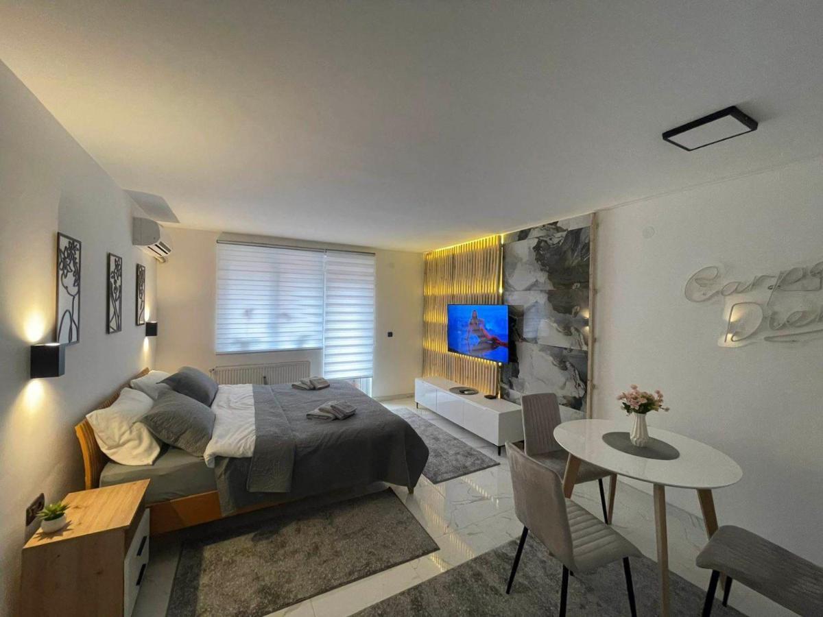 Apartman Afrodita Lux 1 Ni Dış mekan fotoğraf
